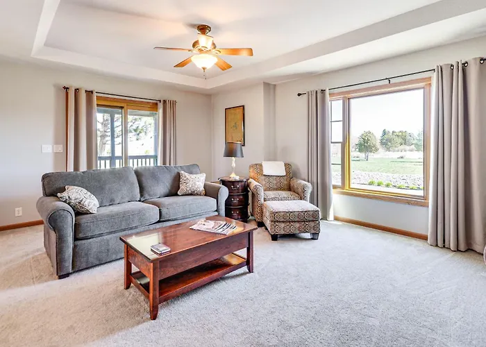 Holiday home Serene Yellowstone Country Retreat W/ Deck & Views Cody